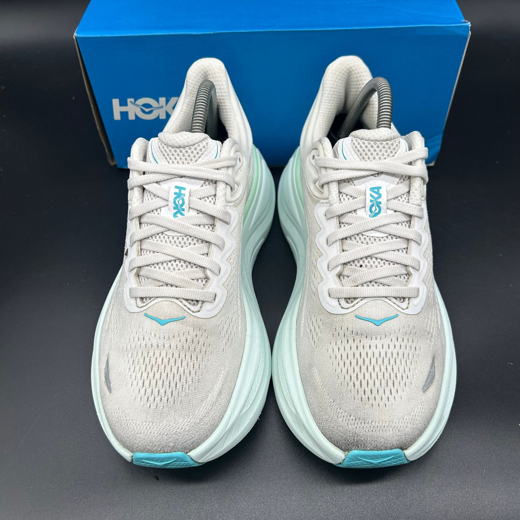 HOKA Bondi 9 zijaanzicht 2