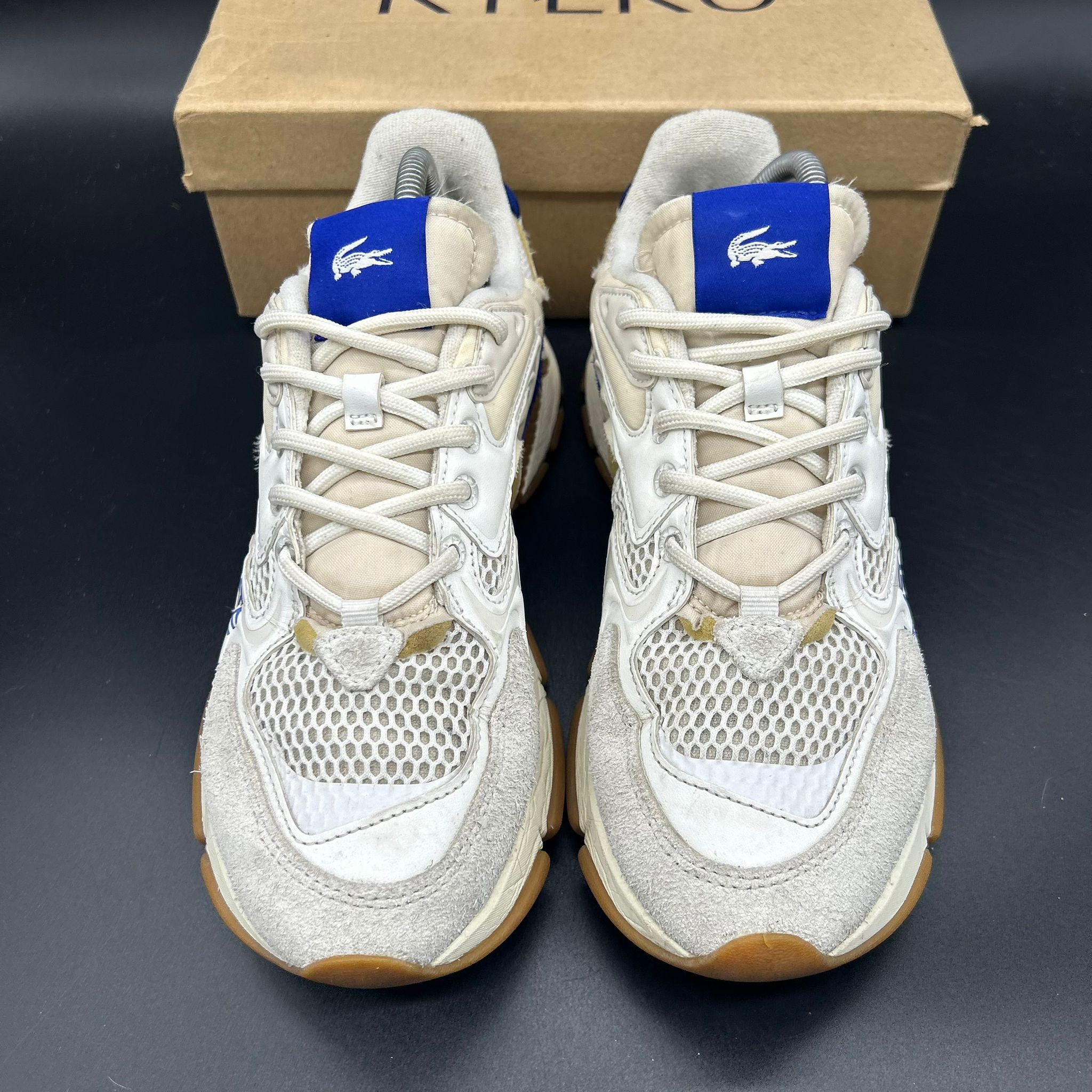 Lacoste L003 Neo White Blue EU 40.5 - hak detail