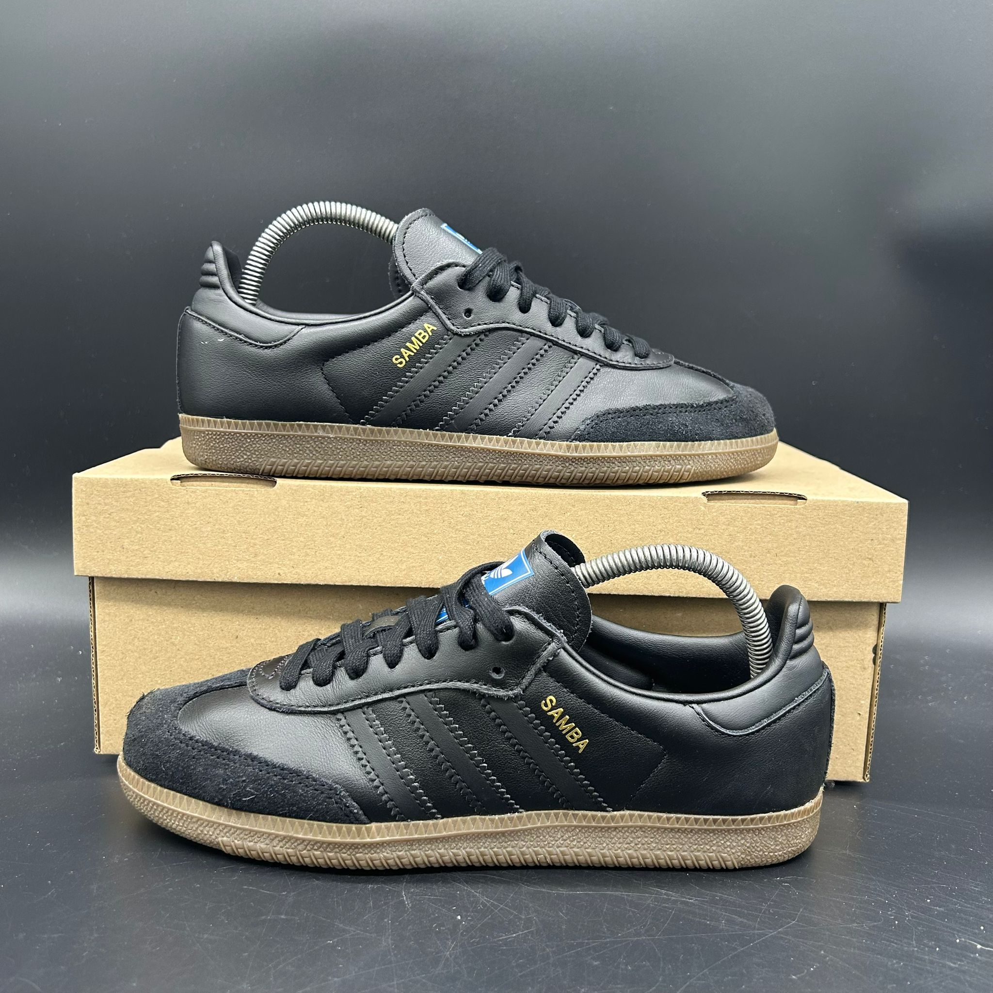 Adidas Samba Black Gum EU 39 - bovenaanzicht met doos